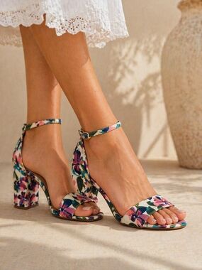 Kelly And Katie Ankle-Strap Block Heels in Multi Floral Print Size 10